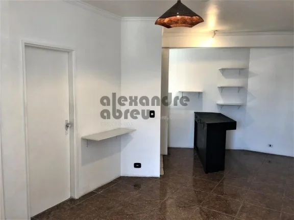 Imagem Apartamento próximo ao Shopping Ibirapuera e estação de metrô em Moema