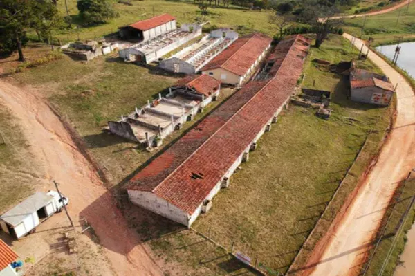 Imagem Sítio à venda em Itu-SP, 7 quartos, 2 salas, 3 banheiros, 5 vagas, 17.000m² de área. Venha conhecer!