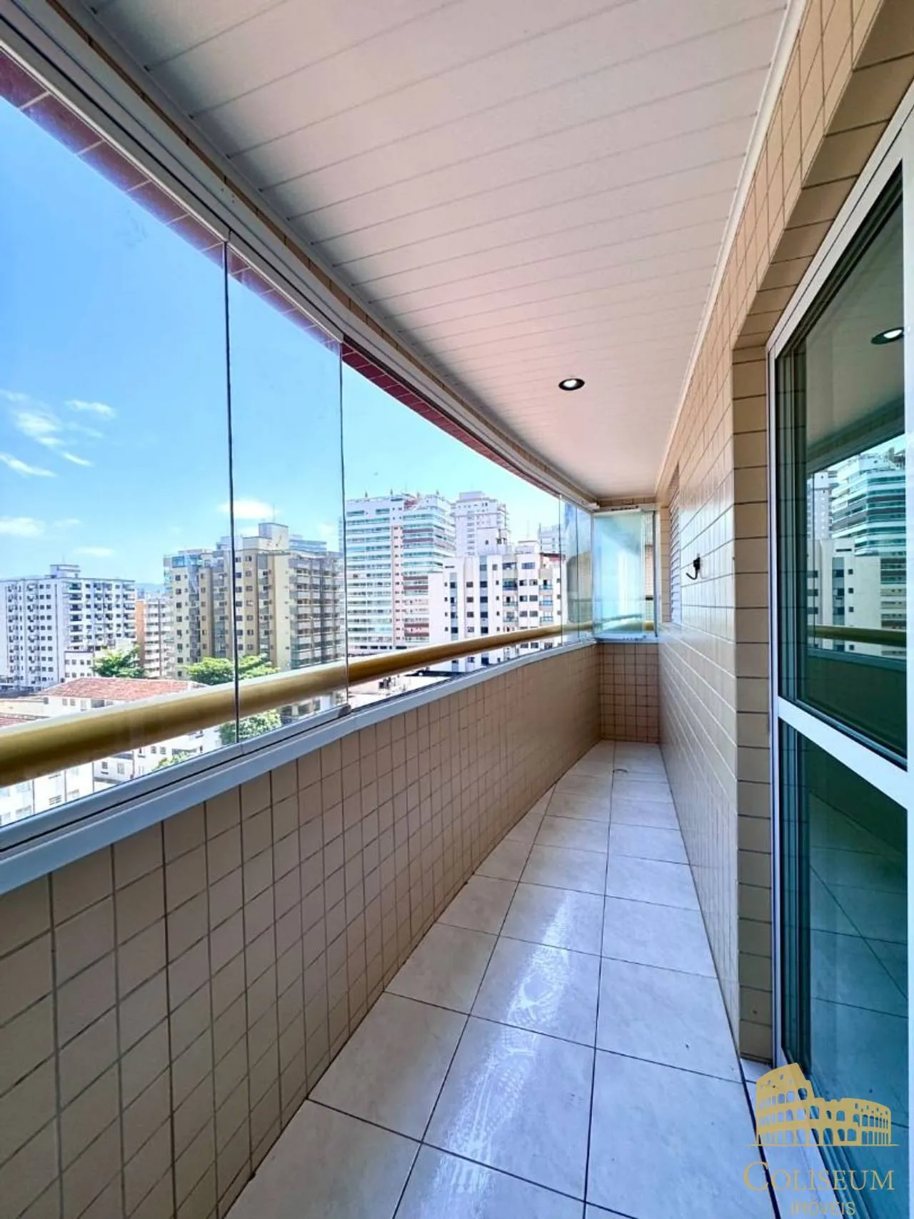 Imagem Apartamento 1 Dorm, Sala com Sacada, 1 vaga , Lazer - Guilhermina