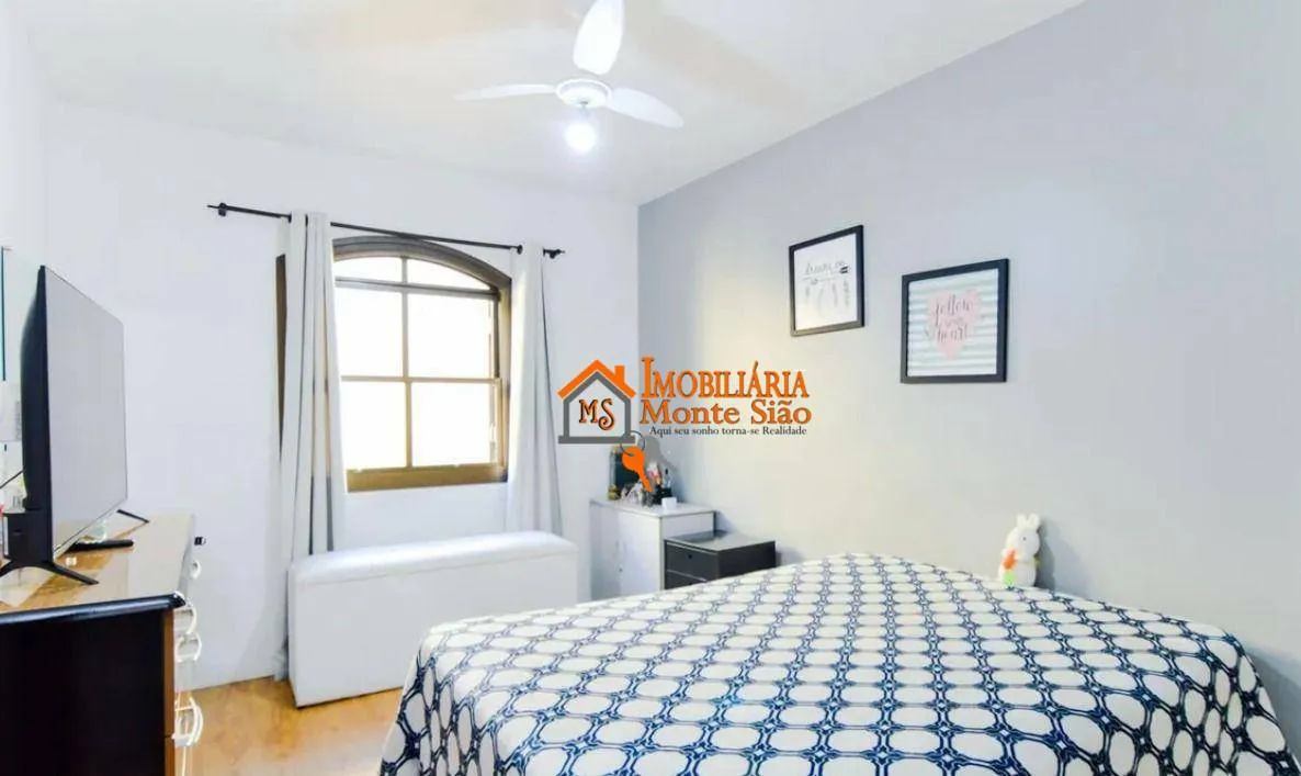 Imagem Sobrado com 6 dormitórios à venda, 245 m² por R$ 1.200.000 - Vila Galvão - Guarulhos/SP