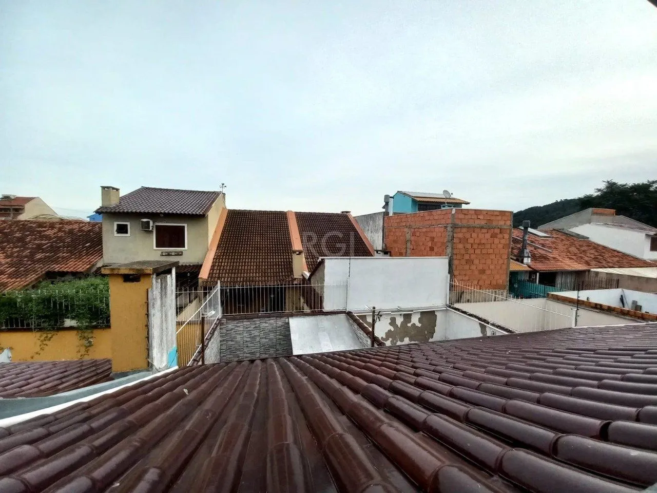Imagem Casa no bairro Aberta dos Morros - 2 dormitórios