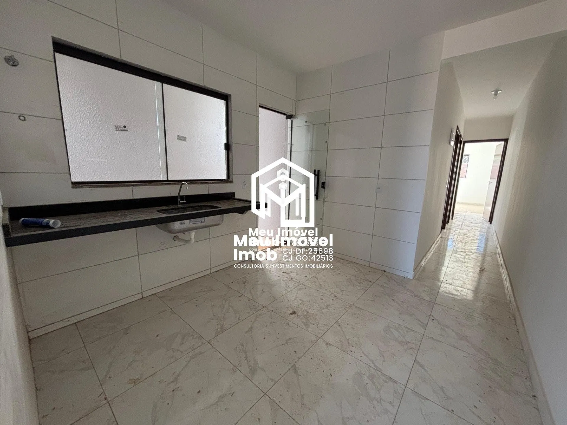 Imagem Casa 2 Quartos 1 Suíte 3 Vagas 82m² Luziânia/GO