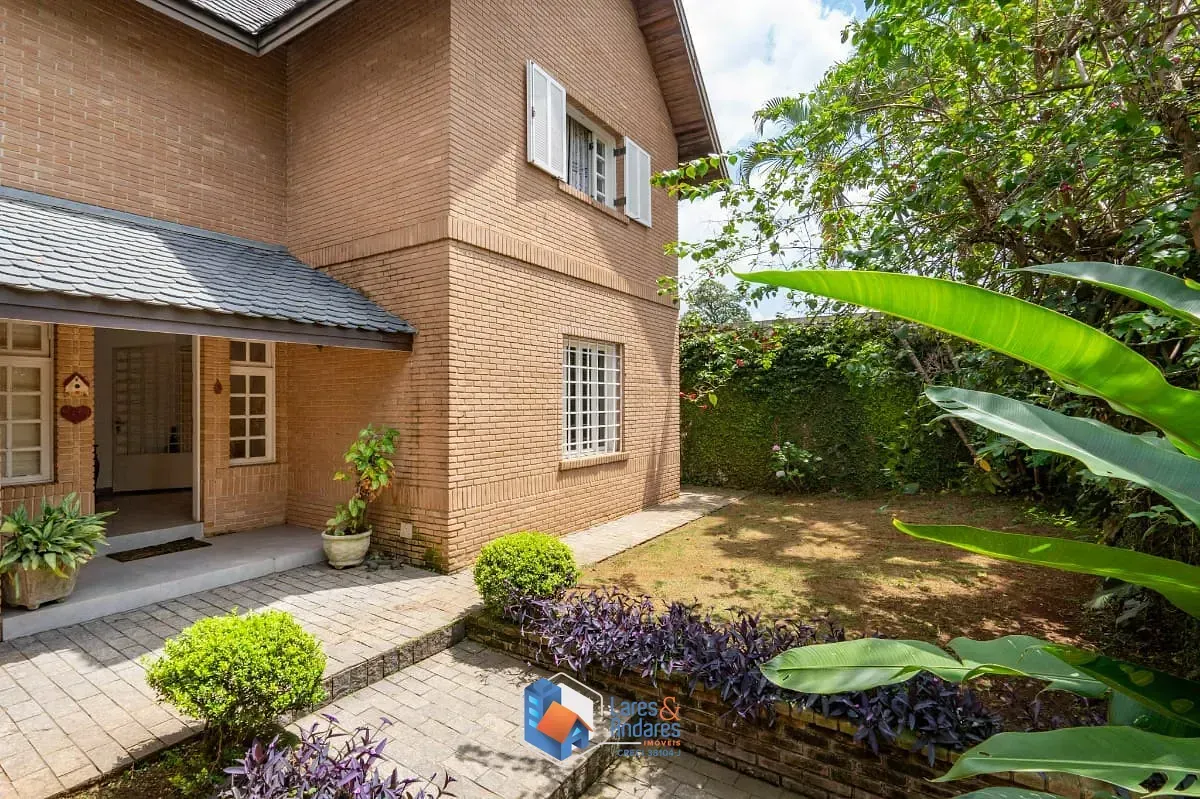 Imagem Casa para venda em Chácara Monte Alegre com 3 quartos, sendo 3 suítes, 500m²