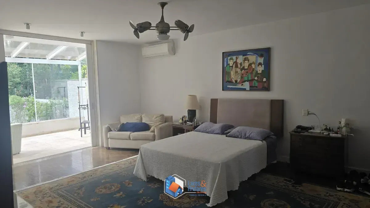 Imagem Sobrado para venda em Santo Amaro com 4 quartos, sendo 4 suítes, 682m²