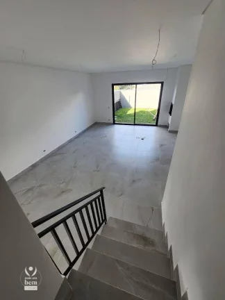 Imagem Sobrado com 190 m², 3 quartos, 3 Suites, Churrasqueira, com Quintal à venda por R$ 1.430.000 - Campo Comprido - Curitiba/PR