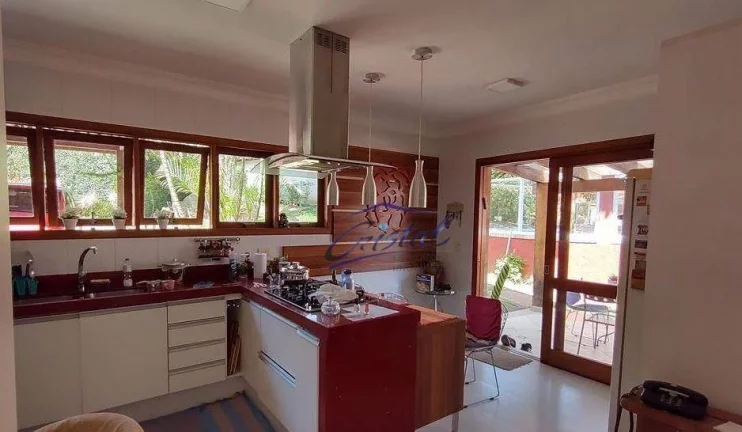 Imagem Casa com 3 dormitórios à venda, 400 m² por R$ 2.400.000,00 - Granja Viana - Carapicuíba/SP