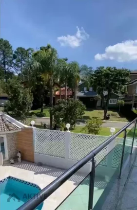 Imagem Casa de Condomínio em Aldeia da Serra - Barueri
