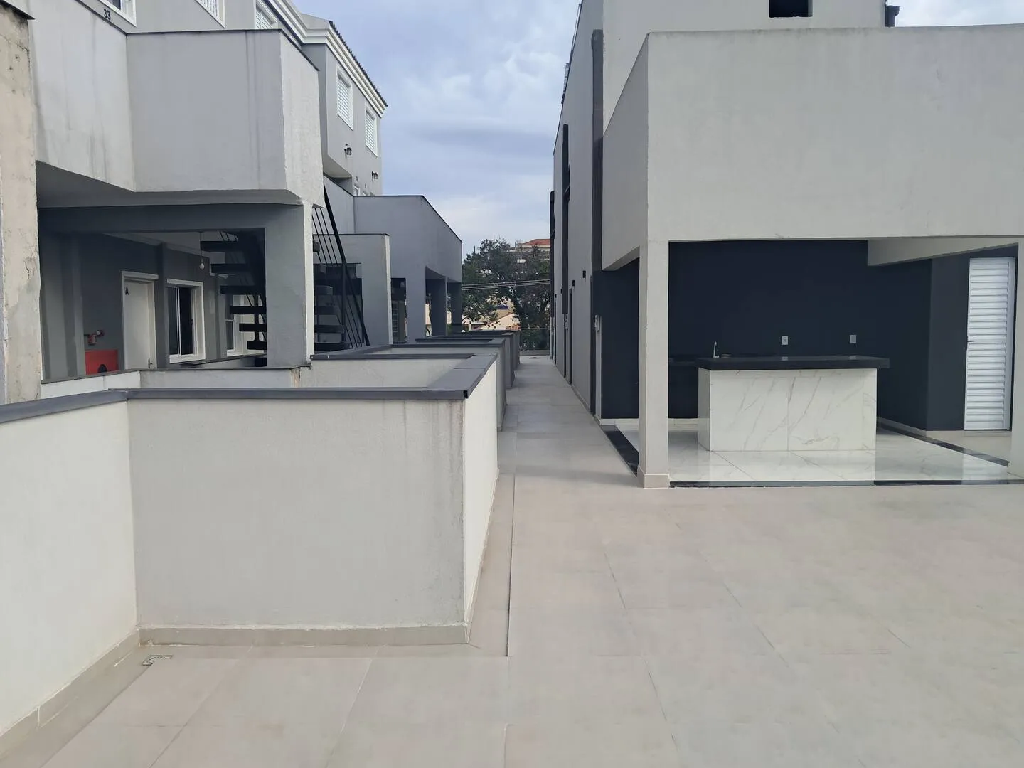Imagem Studio à venda na Avenida Montemagno.