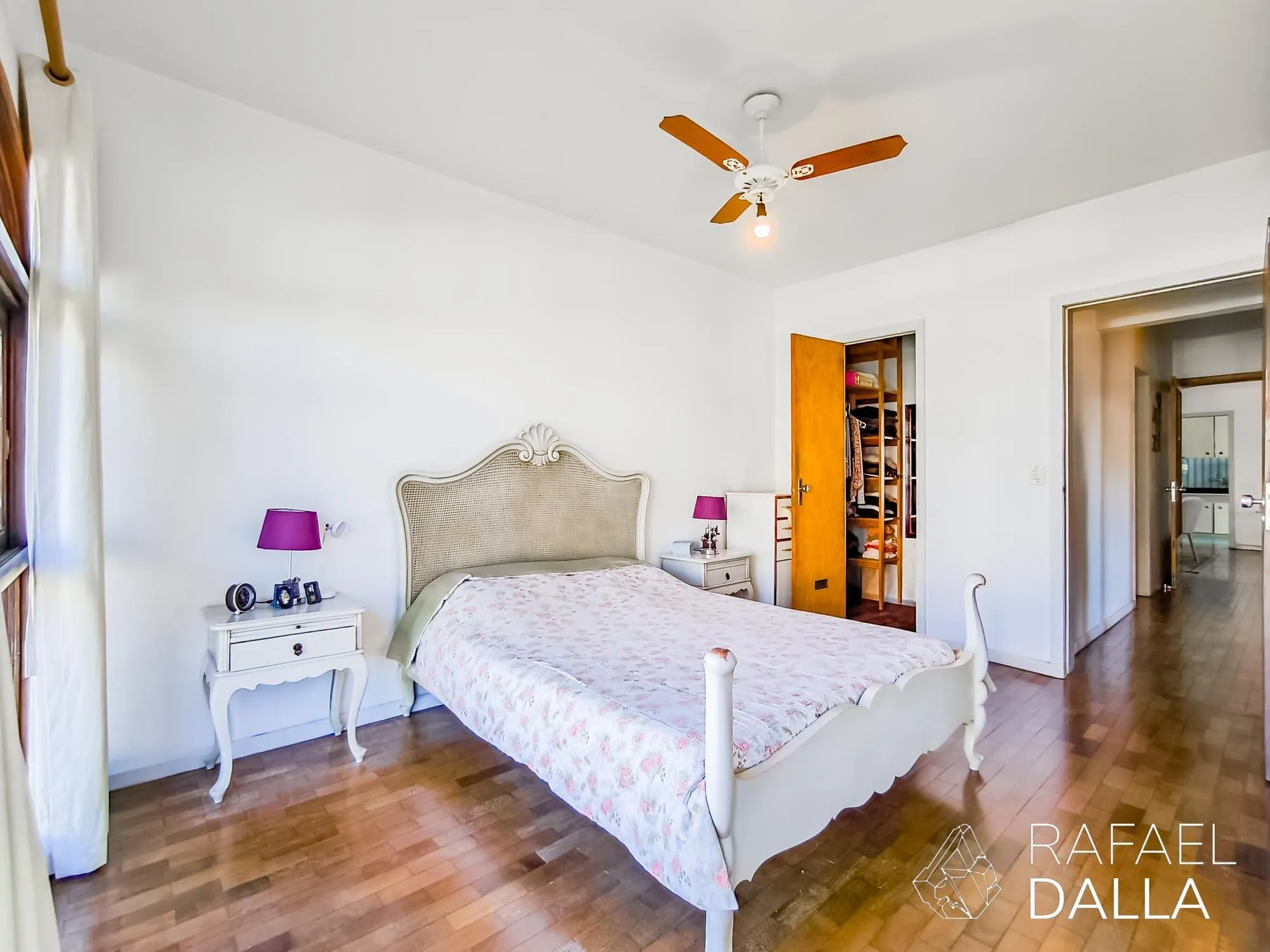 Imagem Apartamento de 3 dormitórios com suíte, vaga e portaria 24h na Protásio Alves