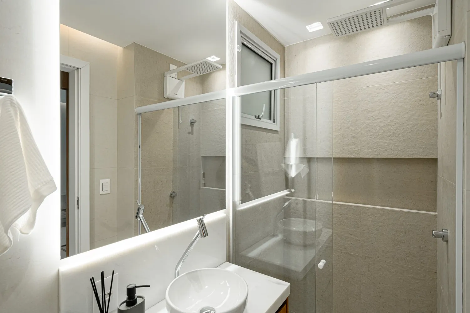 Imagem Apartamento com 2 quartos à venda em Vila Velha