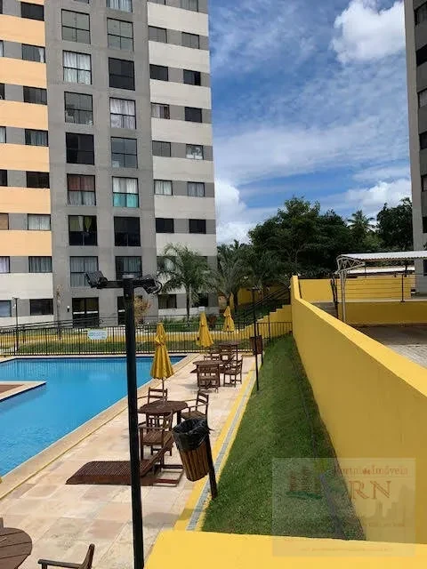 Imagem Apartamento com 2 Quartos à Venda, 50 m² em Pitimbu - Natal