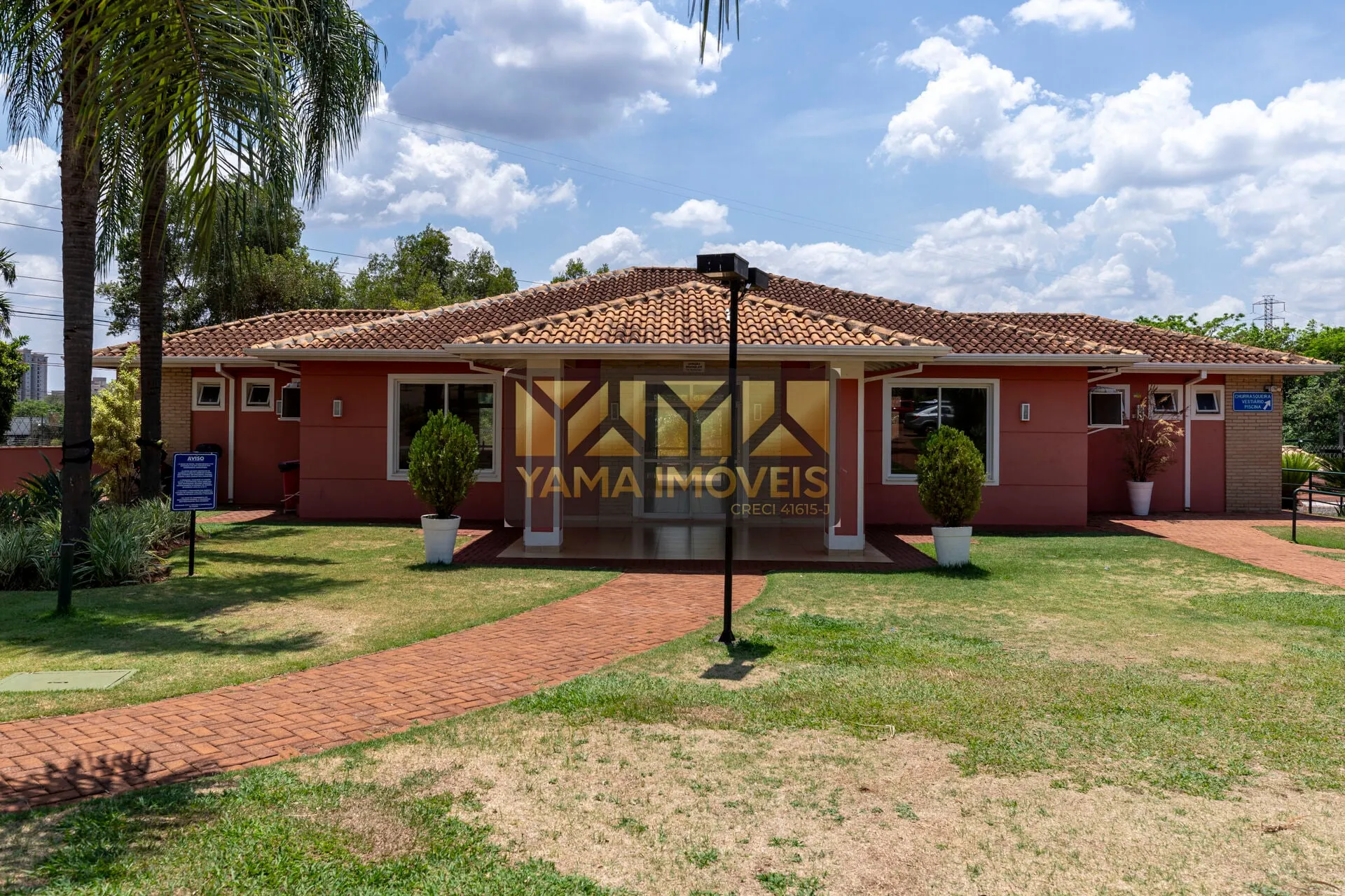 Foto do imóvel Casa à venda em Avenida Norma Valério Corrêa