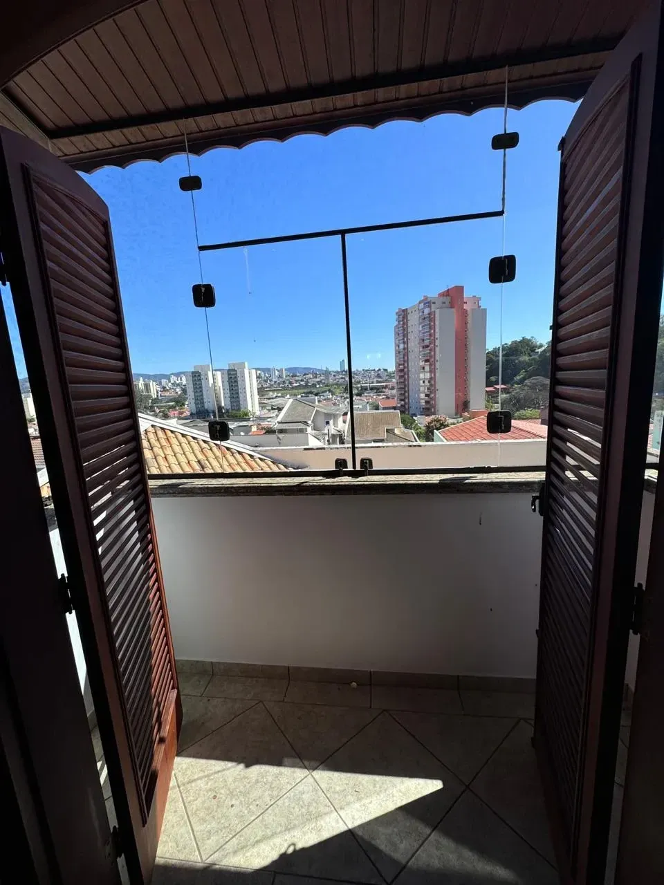 Imagem Casa com 3 Quartos à Venda ou Locação, 400 m² em Jardim da Fonte - Jundiaí