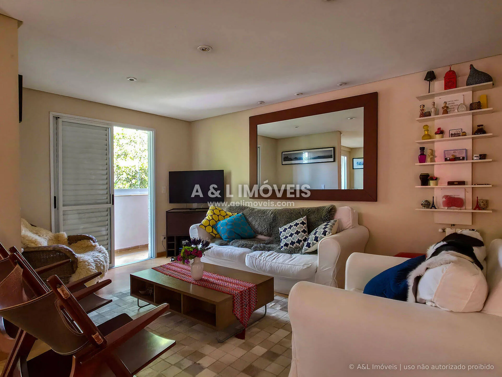 Imagem Duplex Vila Capivari, Campos do Jordão - 229 m², 4 Dorms., 3 Vagas