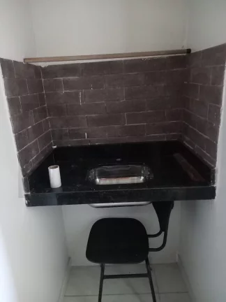 Imagem CASAL IMÓVEIS ALUGA PRÉDIO COMERCIAL MOBILIADO 200 M²