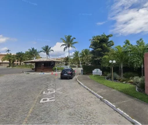 Imagem Village 3 Quartos Nascente com Vista Verde à Beira do Rio Joanes - Lazer Completo!"