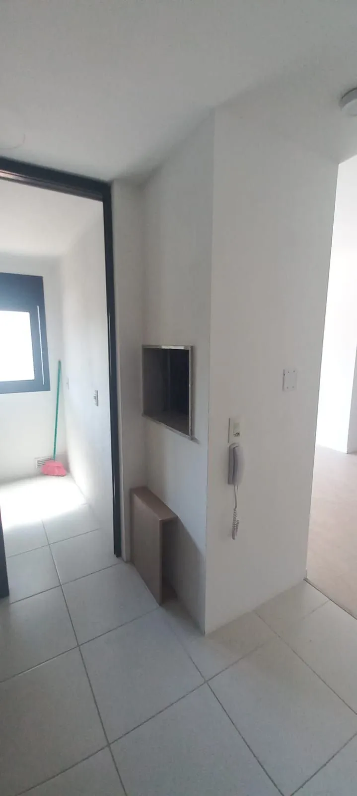 Imagem APARTAMENTO 02 DORMITÓRIOS , SUÍTE E VAGA COBERTA
