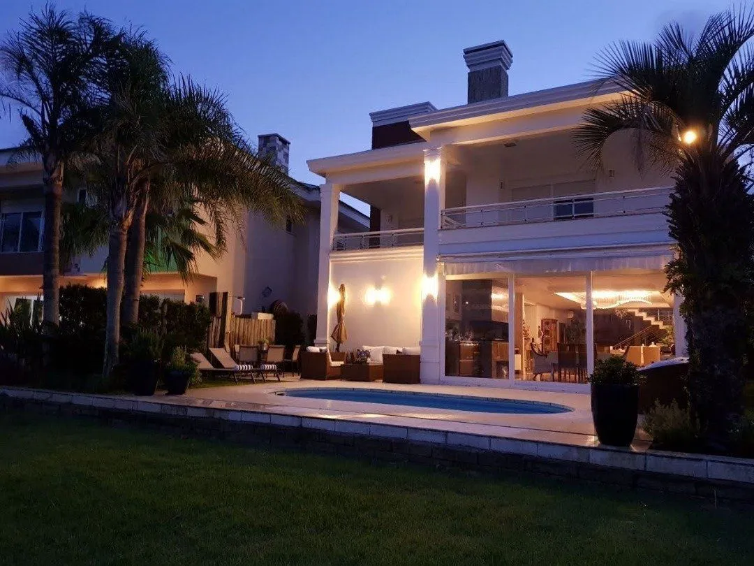 Imagem Casa de Condomínio em Atlântida