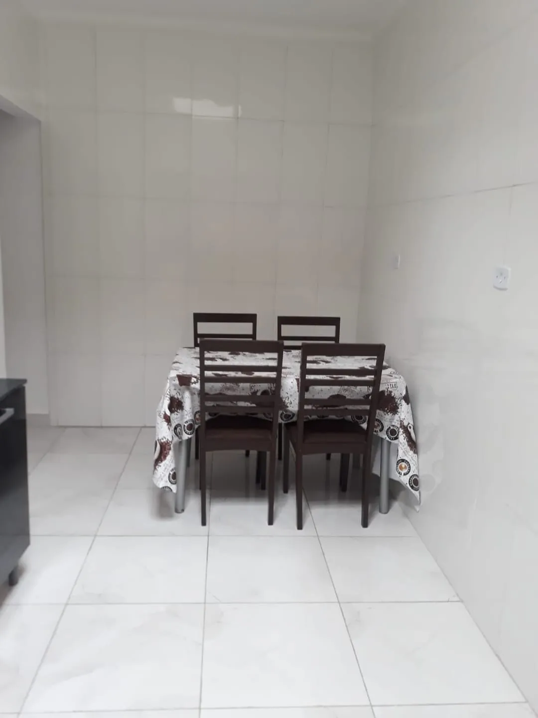 Imagem Casa à venda 2 Quartos, 1 Suite, 3 Vagas, 200M², Parque das Palmeiras, Pindamonhangaba - SP