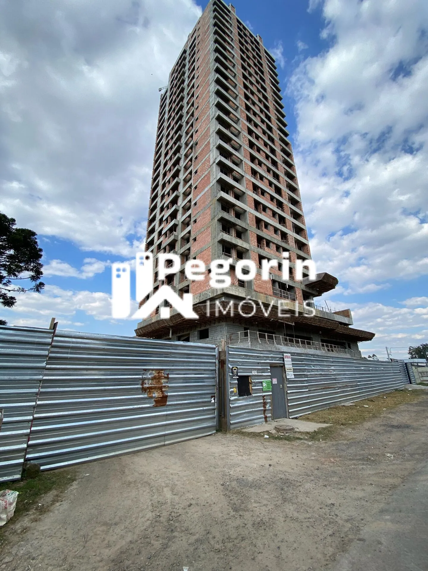 Imagem Apartamento Padrão 02 quartos com suíte