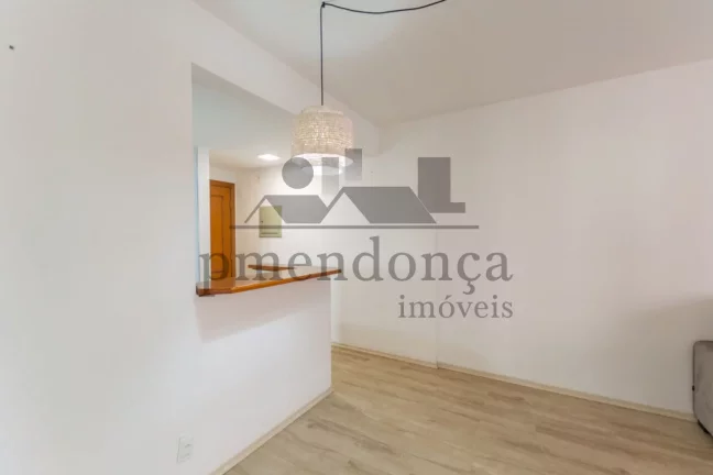 Imagem Apartamento a venda na Rua Tonelero com 2 suites) e 2 vagas, 70m²