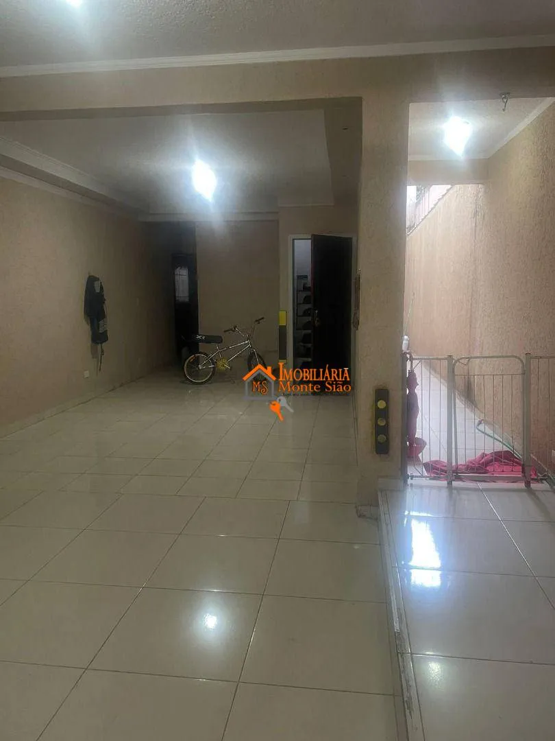 Imagem Sobrado com 2 dormitórios à venda, 180 m² por R$ 426.000,00 - Recreio São Jorge - Guarulhos/SP