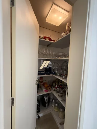 Imagem Apartamento à venda com 2 quartos no Cambuí em Campinas-SP.