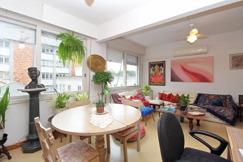 Imagem Apartamento para Venda - 84.85m², 2 dormitórios, sendo 1 suites, 1 vaga - Moinhos de Vento