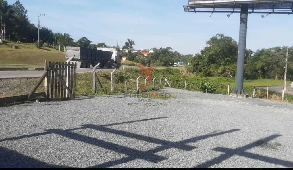 Imagem Terreno na BR 470 Badenfurt com 533 M²