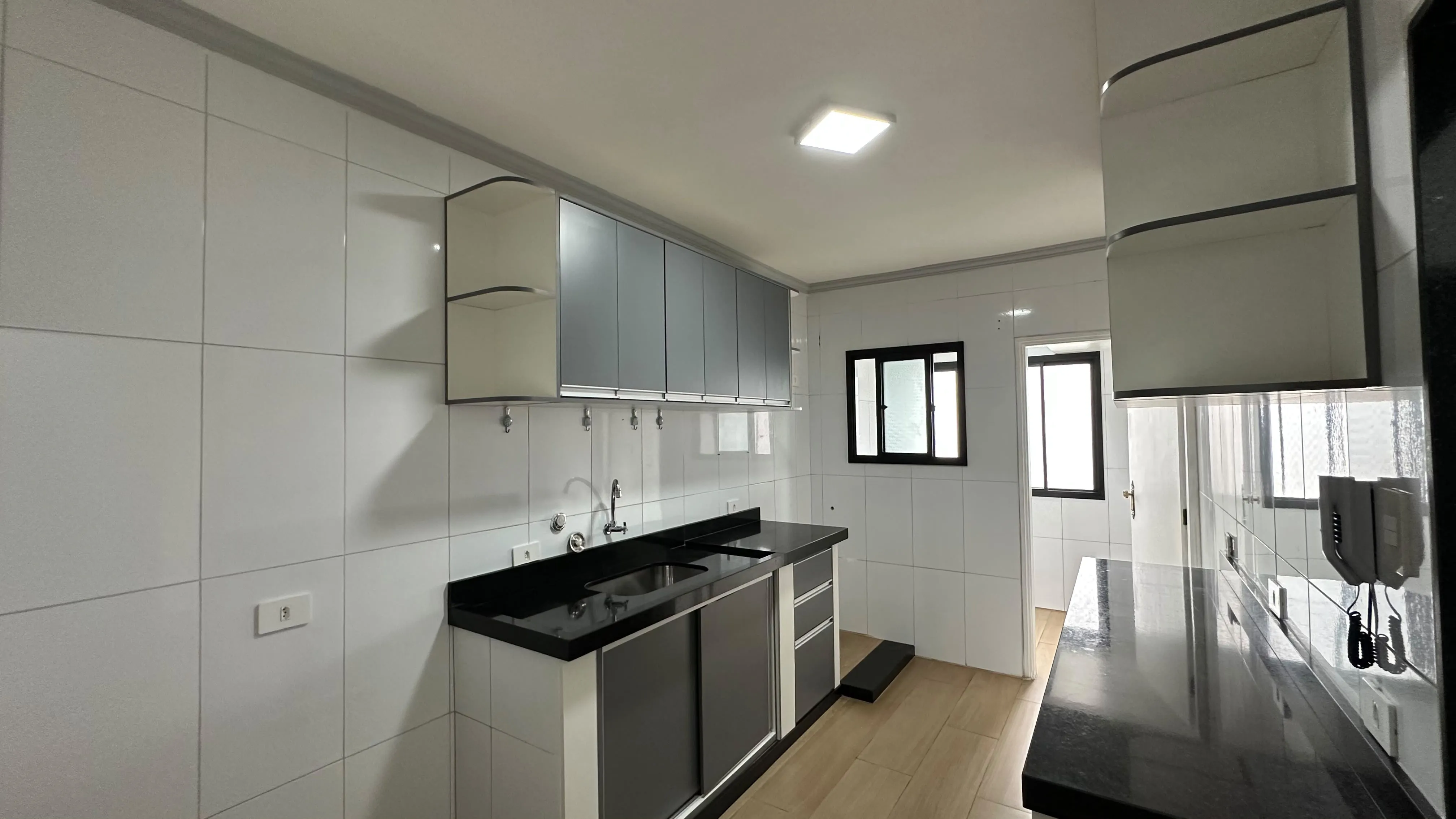 Imagem Confortável Apartamento na Praia Grande - OCIAN