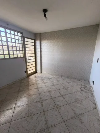 Imagem Sobrado De 4/4 Sendo 1 Suite No Setor Sudoeste