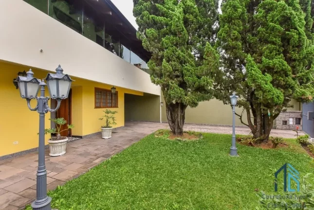 Imagem Casa a venda 05 quartos sendo 03 suítes, no Ahú/São Lourenço em Curitiba Pr