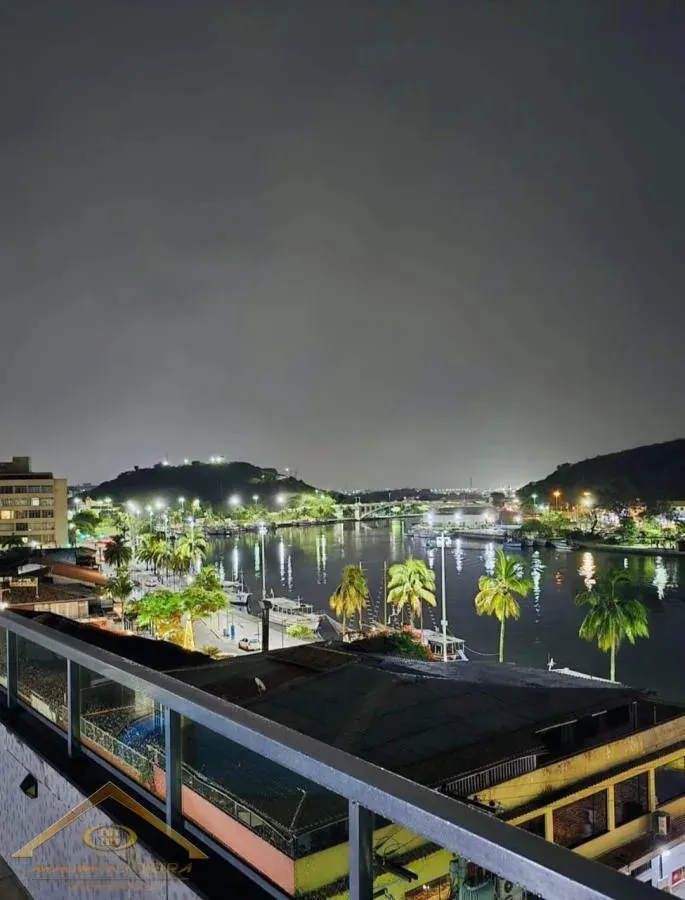 Imagem Cobertura para Venda em Cabo Frio / RJ no bairro Centro