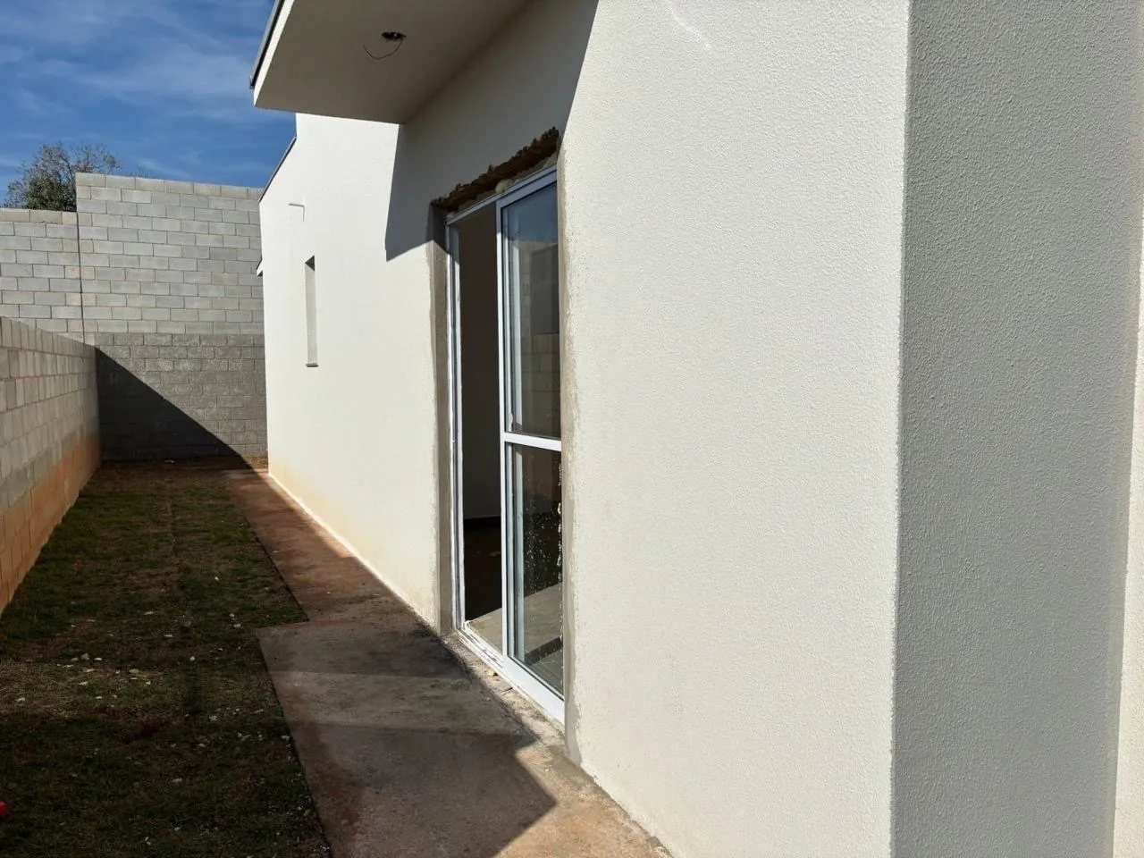 Imagem Casa em Condomínio no Alto da Boa Vista em Sorocaba-SP: 3 quartos, 1 suíte, 2 salas, 2 banheiros, 2 vagas, 68,95 m²!