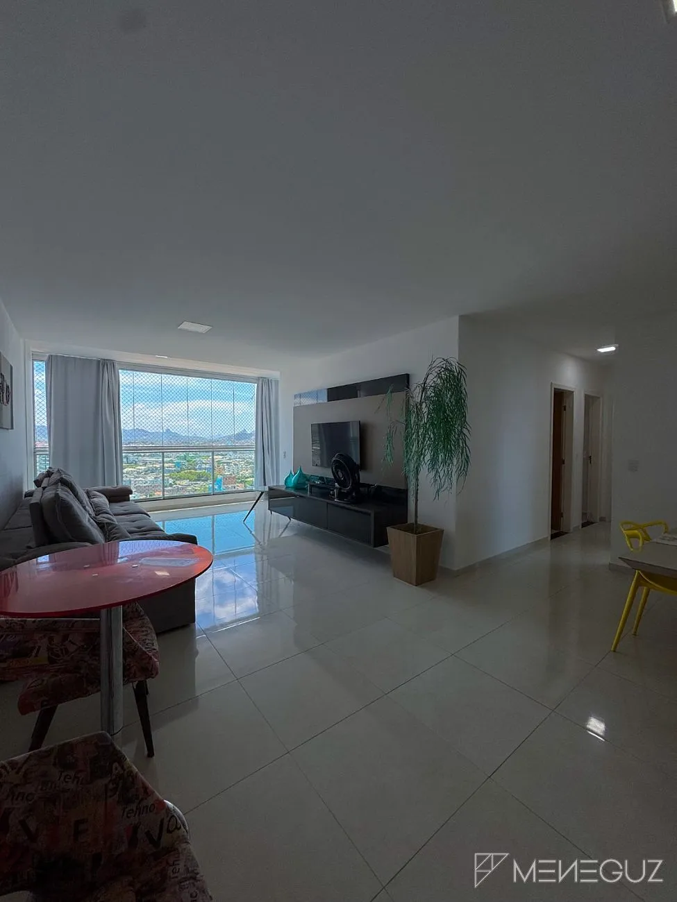 Imagem Apartamento mobiliado de 3 quartos na Avenida Praiana - andar alto, vista para as montanhas e vista discreta para o mar!
