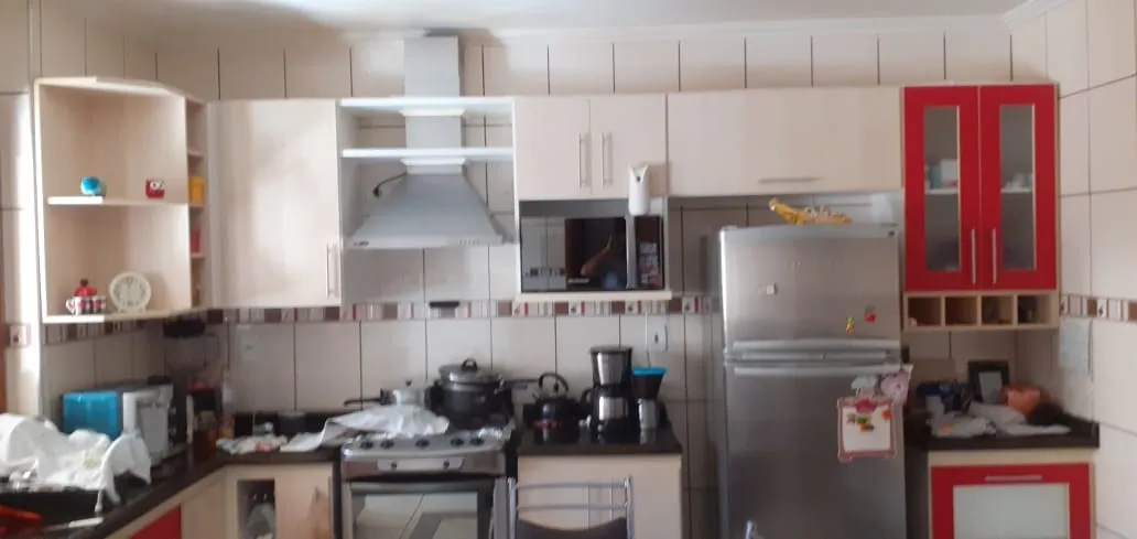 Imagem Casa à venda 3 Quartos, 1 Suite, 2 Vagas, 250M², Vila Rica, Pindamonhangaba - SP