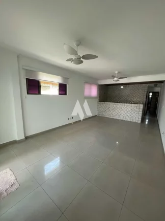 Imagem Casa à venda no bairro Embaré - Santos/SP