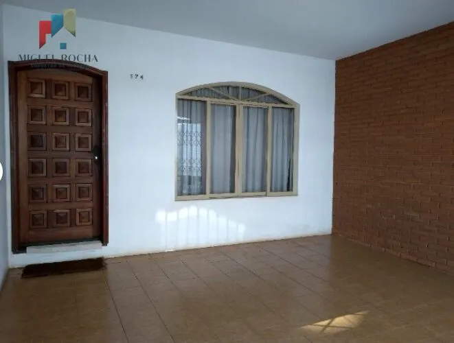 Imagem Casa à venda no bairro Centro - Tatuí/SP