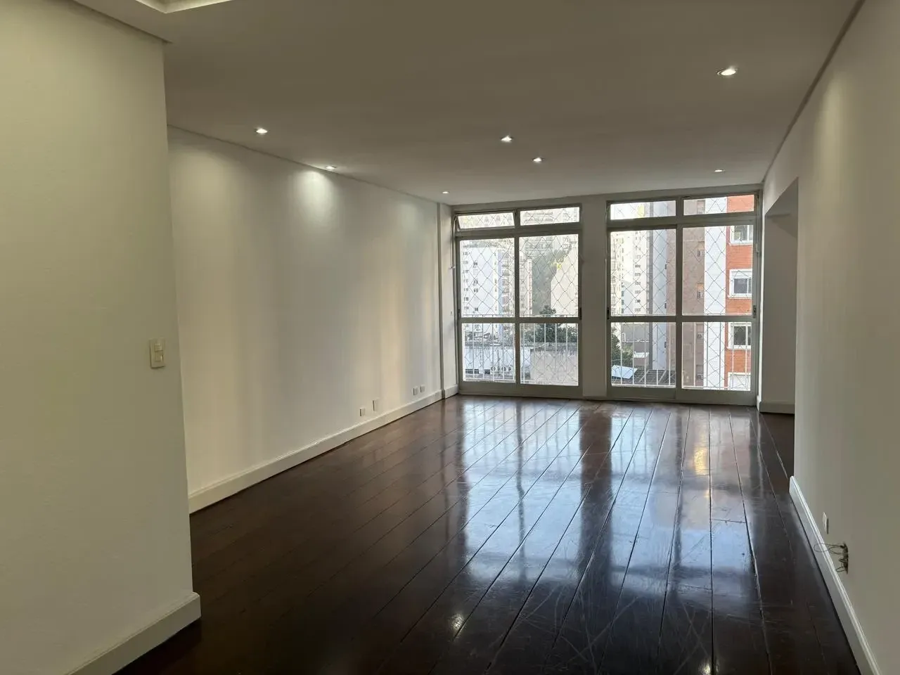 Imagem Apartamento com 3 Quartos à Venda, 140 m² em Cerqueira César - São Paulo