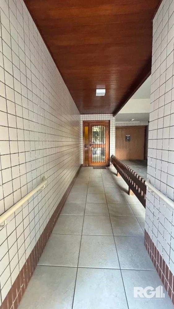 Imagem APARTAMENTO DE 3 DORMITÓRIOS COM VAGA DE GARAGEM NO CENTRO HISTÓRICO.