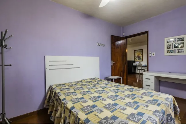 Imagem Casa para venda no bairro Vila Ipiranga em Porto Alegre