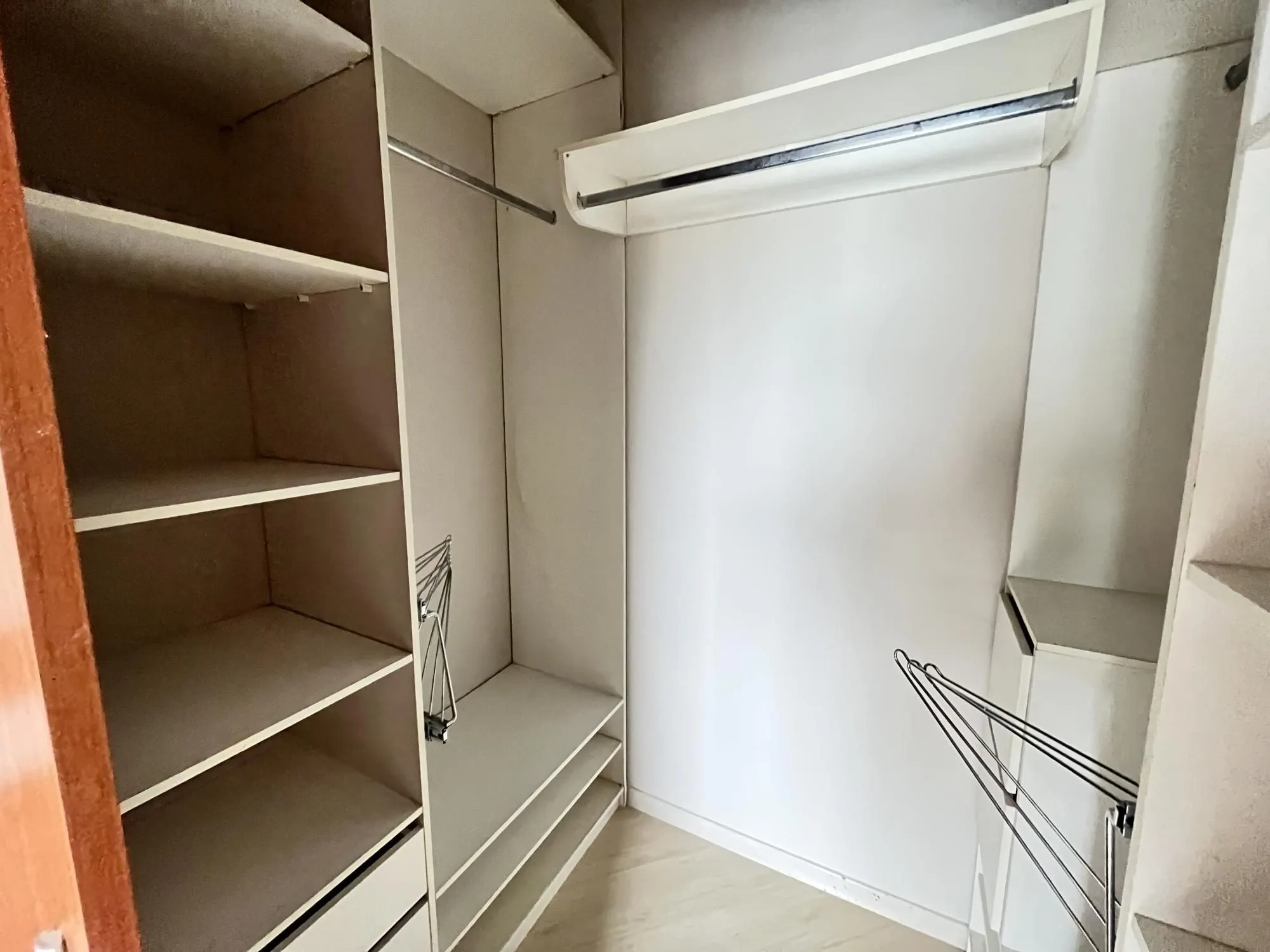 Imagem Apartamento de 3 quartos, suíte e 1 vaga de garagem no bairro Jardim Botânico