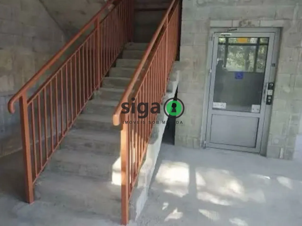 Imagem Loja (fachada ativa) para Locação no contrapiso em Pinheiros com 185m²