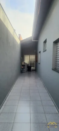 Imagem Casa com 3 quartos (1 Suíte) 2 vagas cobertas no Jardim Esplanada - Jundiaí/SP