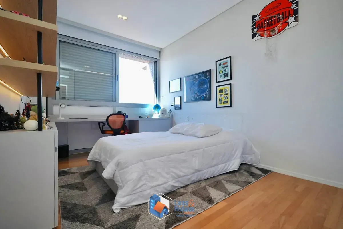 Imagem Apartamento para venda em Perdizes com 3 quartos, sendo 1 suíte, 197m²