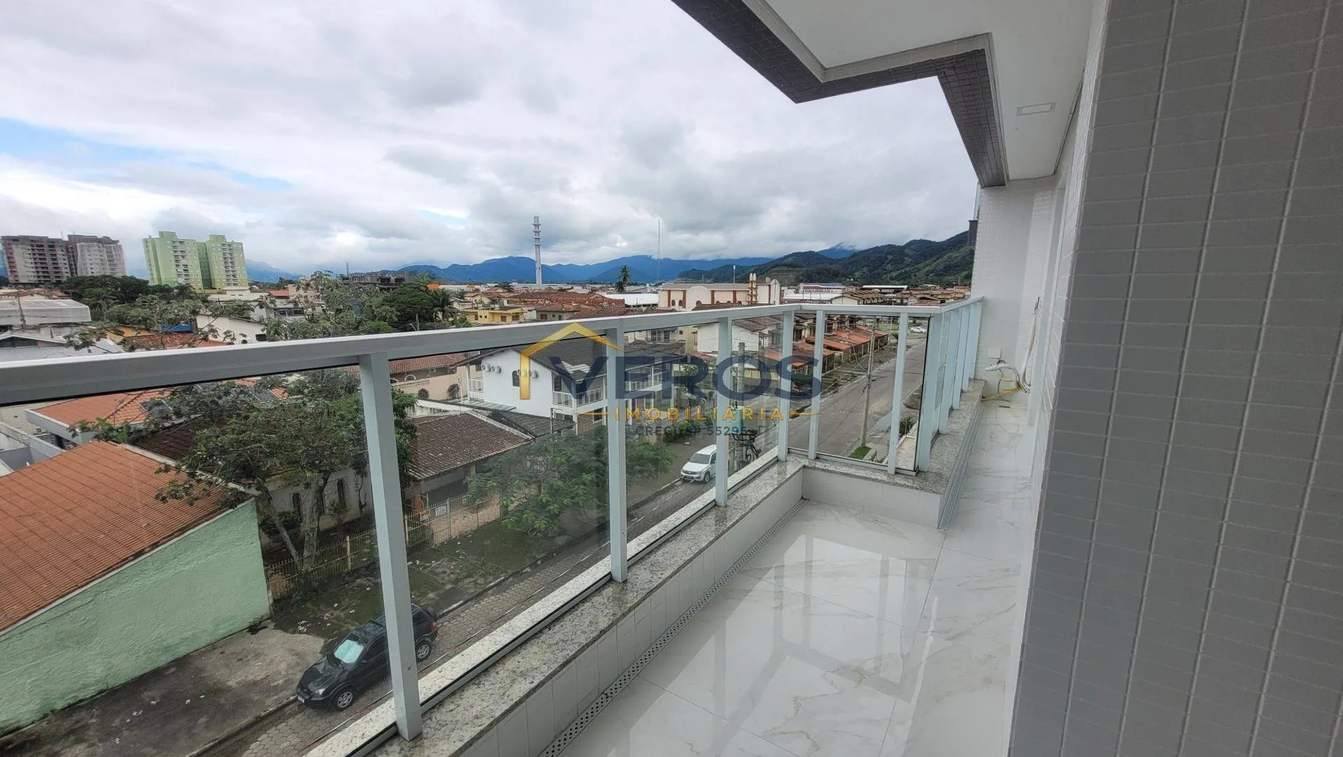 Imagem Apartamento a venda 500 metros da praia no Indaiá Caraguatatuba