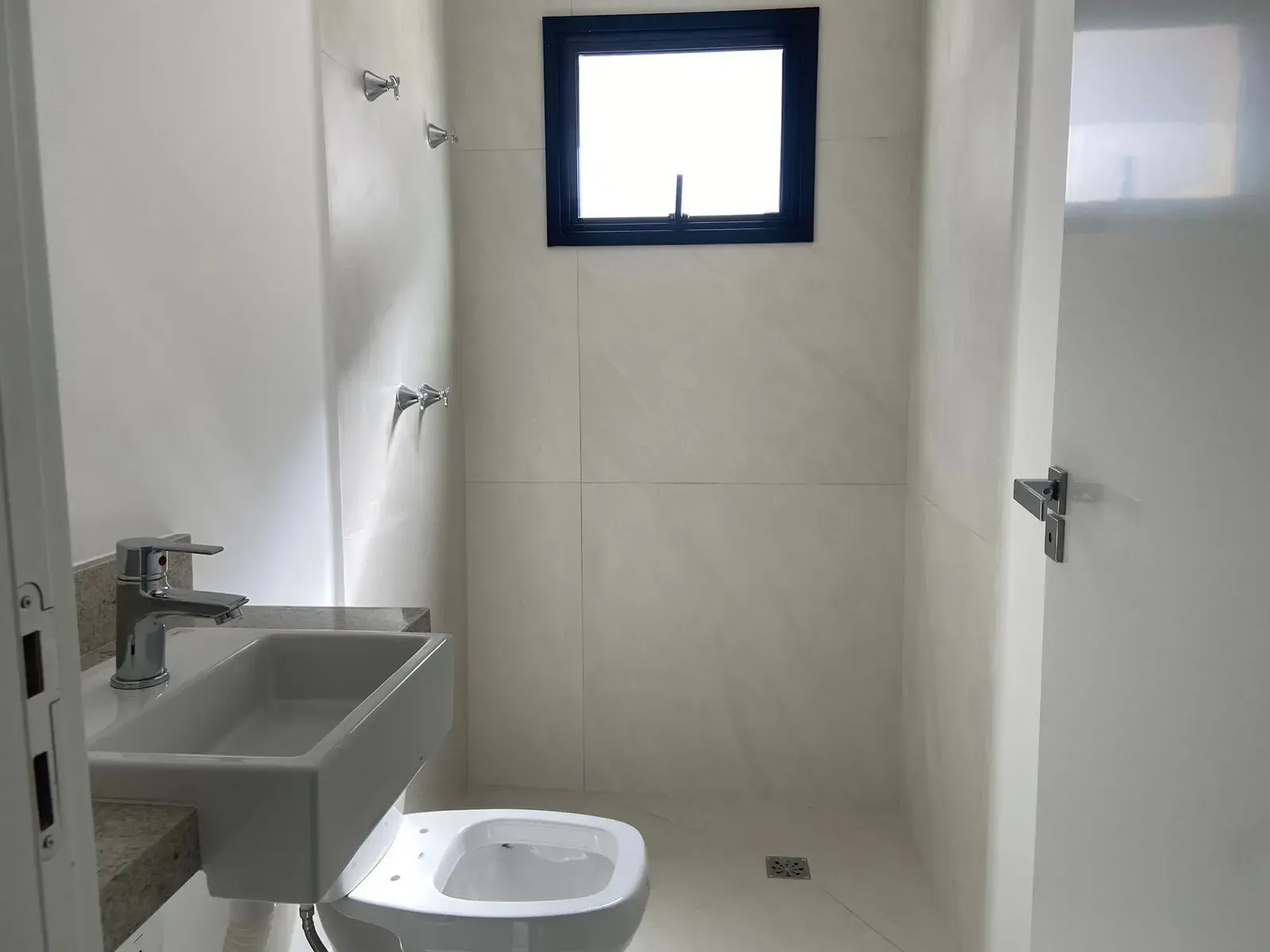 Imagem Sobrado com 4 Quartos à Venda, 341 m² em Represa - Ribeirão Pires