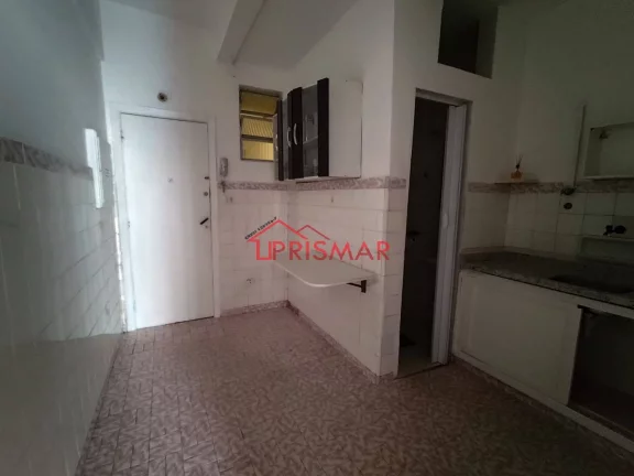 Imagem venda quarto e sala na quadra da praia boqueirão, Santos