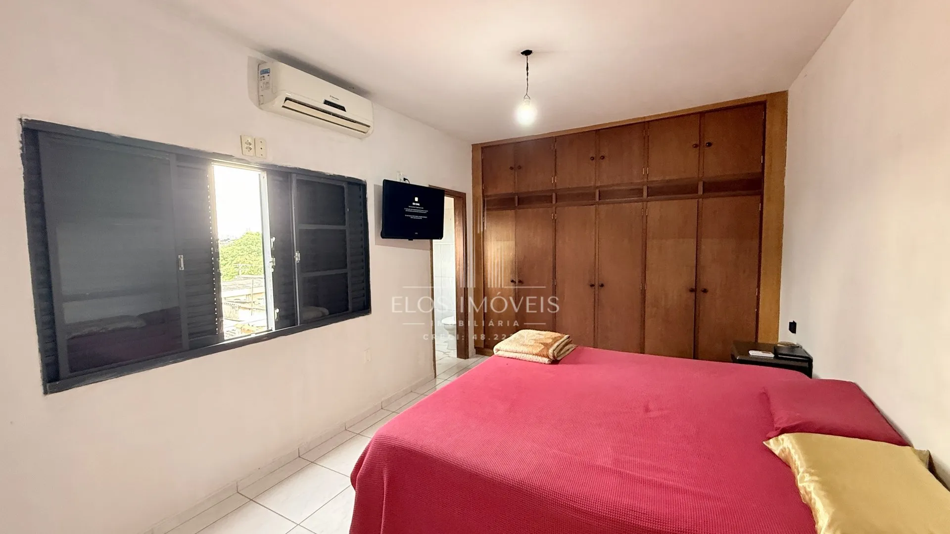 Imagem Sobrado de 4 quartos, 203m² no bairro Parque Hippolyto, em Limeira