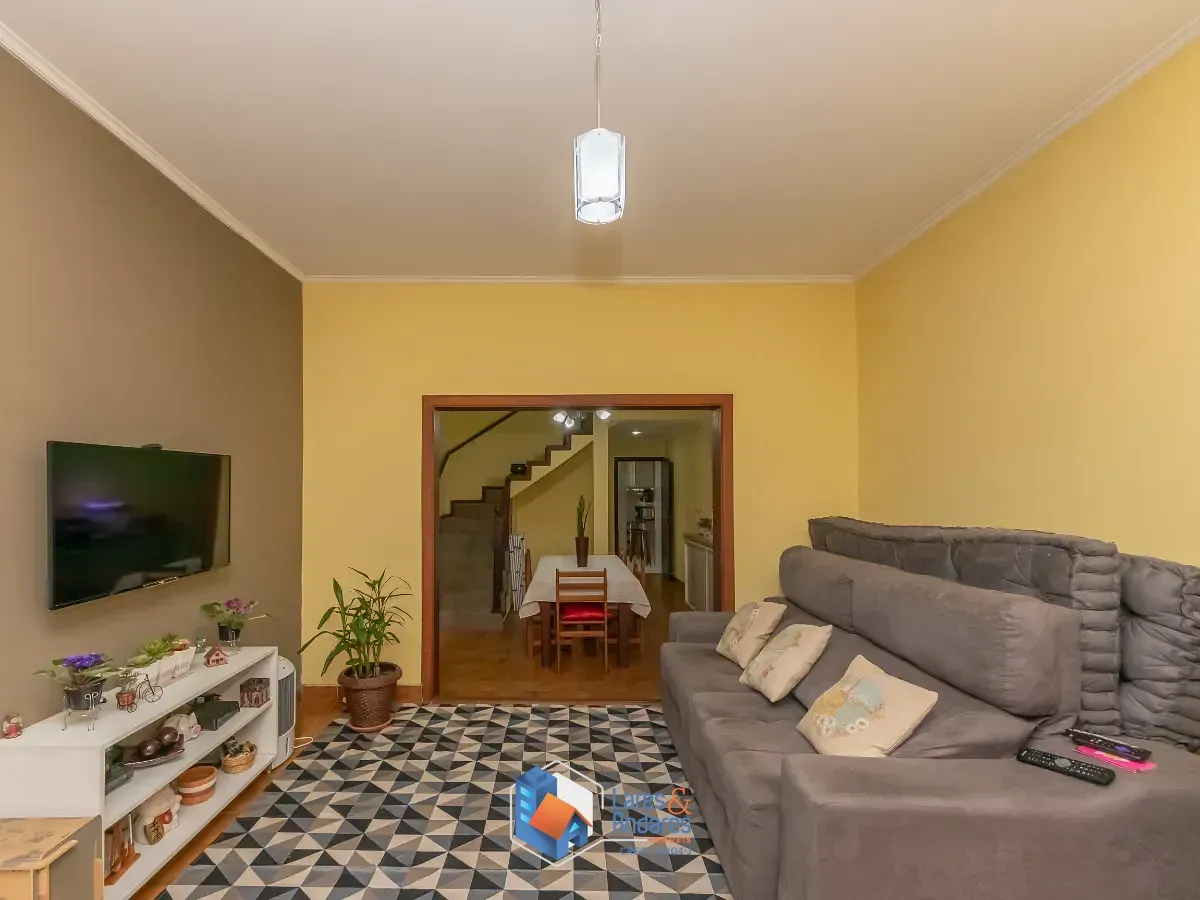 Foto do imóvel Casa para venda em Perus com 3 quartos, sendo 1 suíte, 182m² em Rua Alagoa Nova